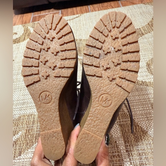 Michael Kors leather bootie wedge, brown size 9.5 - Picture 5 of 12